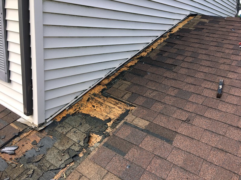 roofleakrepair3PA19105